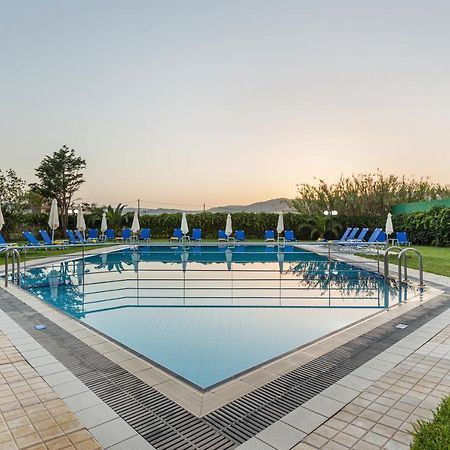 Alonia Hotel Apartments Kolymbari Buitenkant foto