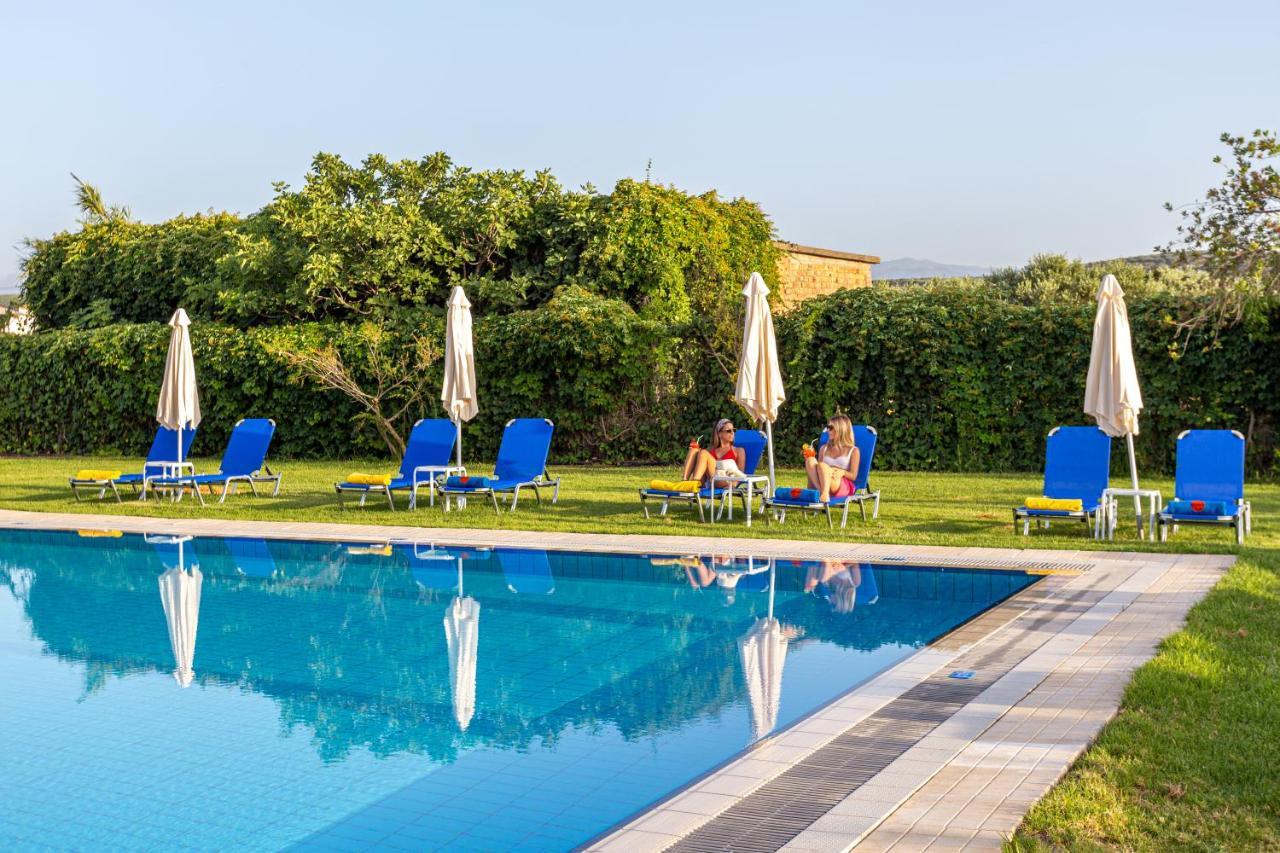 Alonia Hotel Apartments Kolymbari Buitenkant foto