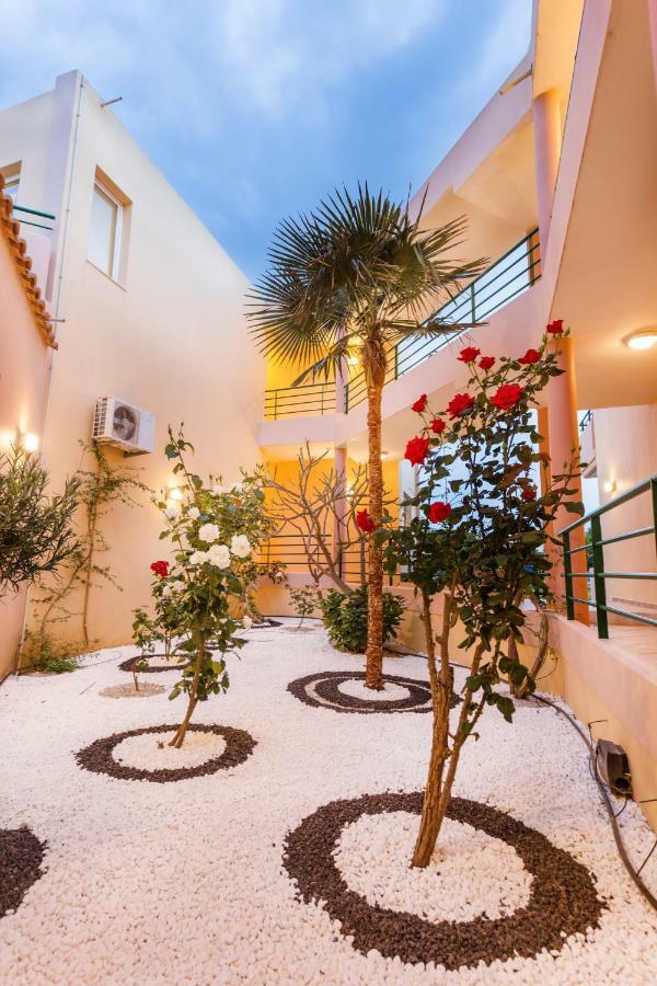 Alonia Hotel Apartments Kolymbari Buitenkant foto
